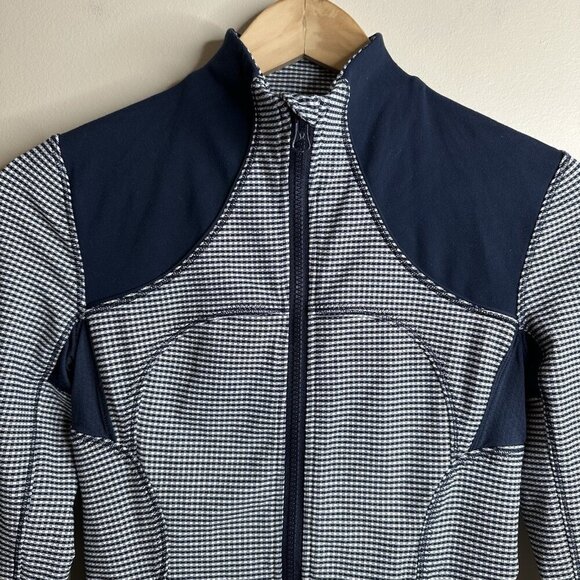 Lululemon Forme Jacket Womens Size 2 Navy Blue White Gingham Athletic Stretch - Picture 3 of 13